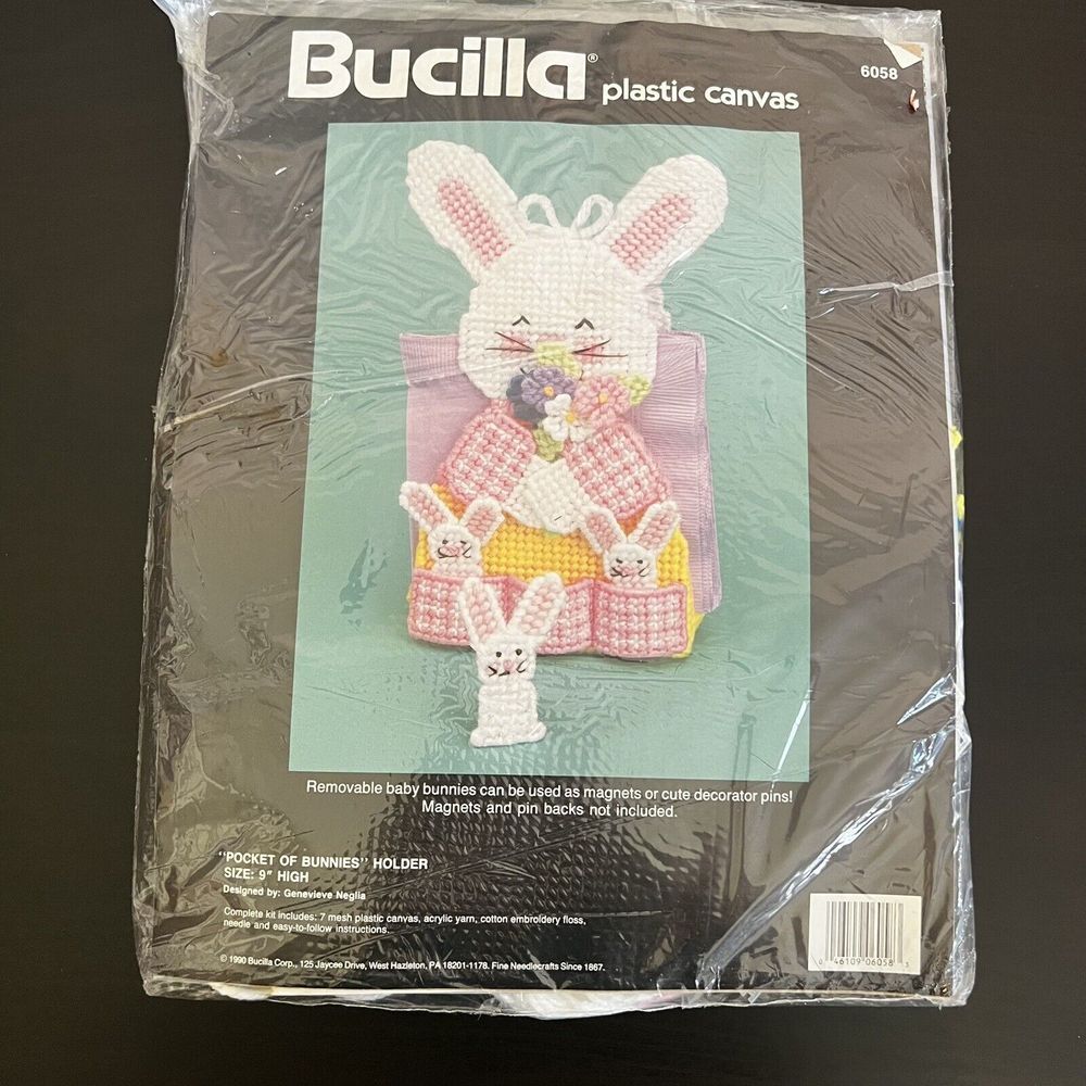 Vintage Bucilla Plastic Canvas Pocket of Bunnies Holder 6058‎ Easter Crafts New